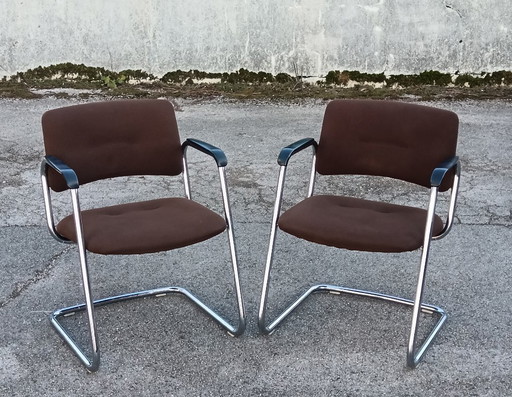 Coppia di poltrone vintage Strafor