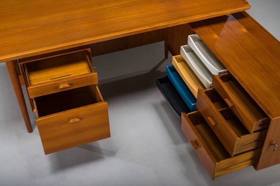 Image 1 of  Chefschreibtisch Modell 209 aus Teakholz von Arne Vodder für Sibast, 1955