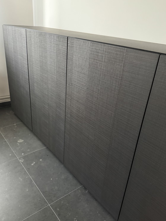 Image 1 of Buffet Ligne Roset, 4 portes, chêne anthracite, plateau en verre satiné