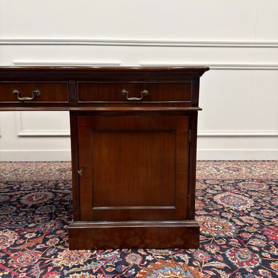 Scrivania da partner classica inglese molto grande – Scrivanie, Leather, Wood (photo 11 of 19)