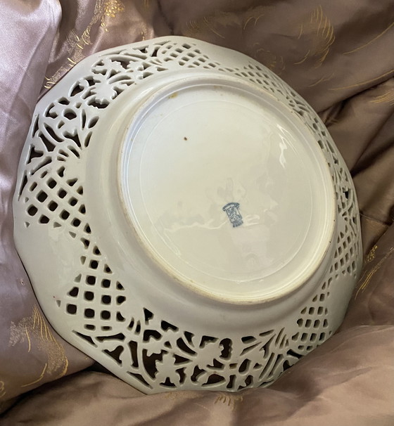 Image 1 of Piatto da frutta vintage Old Schumann Dresden, piatto da portata, fiore di svolta