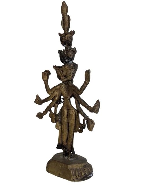 Hand-cast Bronze Avalokiteshvara 30cm – Sculpture (photo 4 of 12)