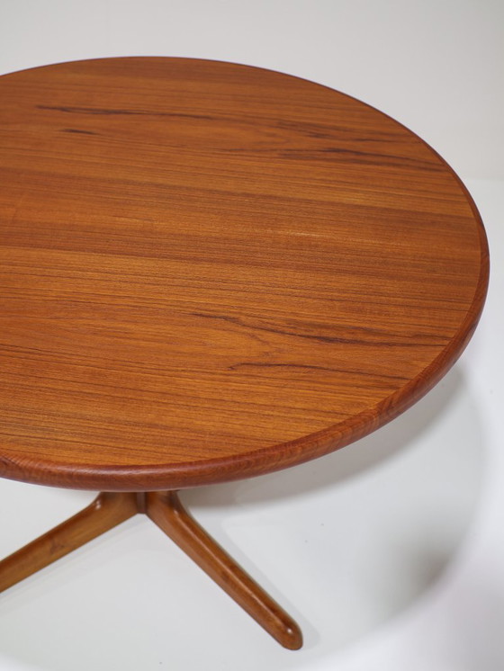 Image 1 of Mesa de comedor redonda Skovby de teca danesa