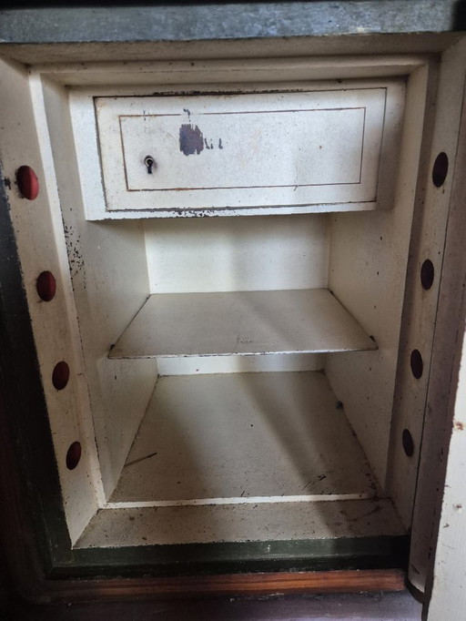 Coffre-fort/bar Martens ultra-résistant