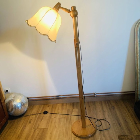 Image 1 of Lampada da terra vintage articolata in legno di pino – design scandinavo