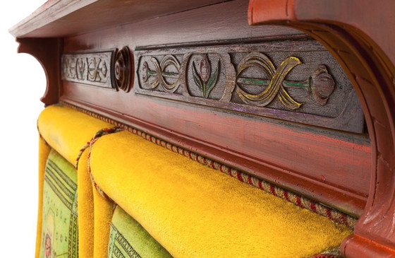 Image 1 of Divan Alsacien ancien