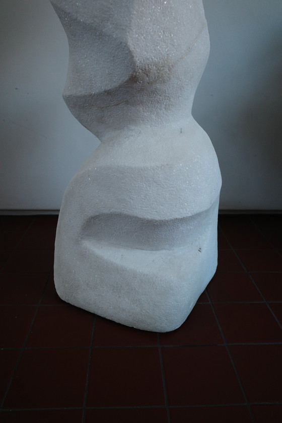 Image 1 of Stehende Granit-Stein-Skulptur