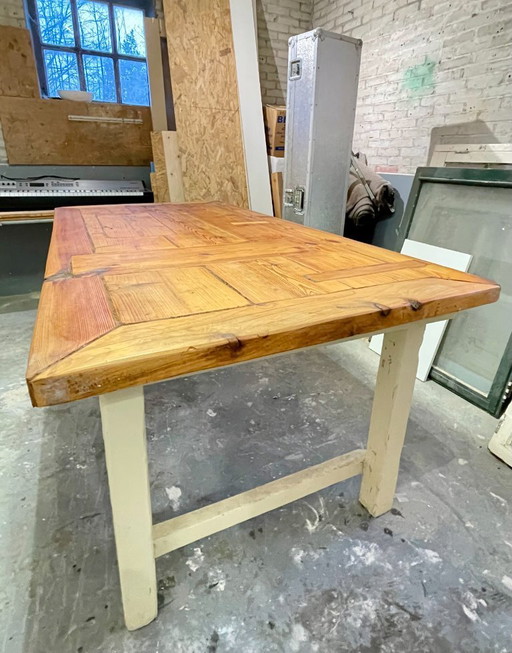 Tavolo in legno unico, design VanFraai.