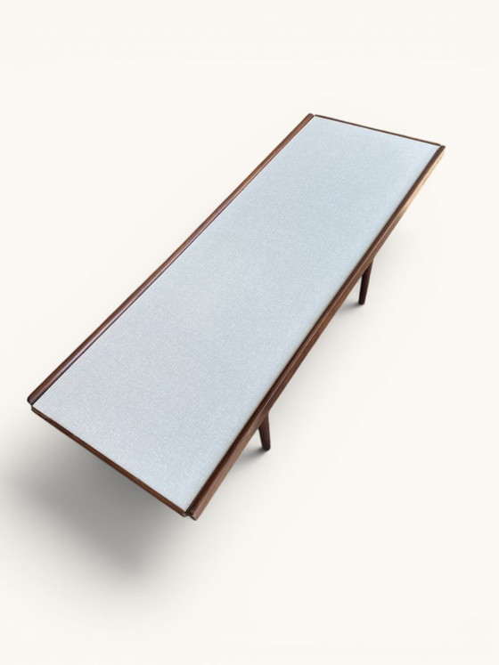 Couchtisch aus Teakholz im Mid-Century-Modern-Stil mit wendbarer Tischplatte – Couchtische, Wood (photo 2 of 11)