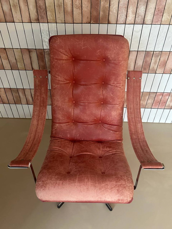 Image 1 of Vintage Artifort style Recliner