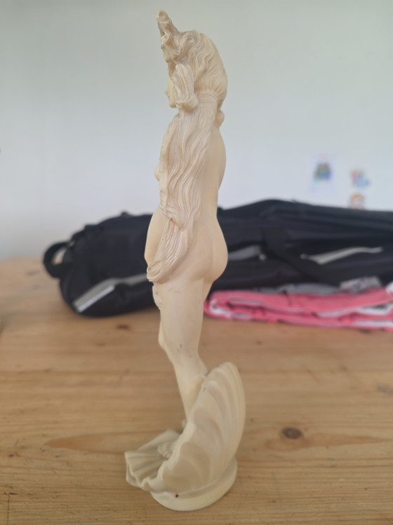 Image 1 of Harzstatue der Venus