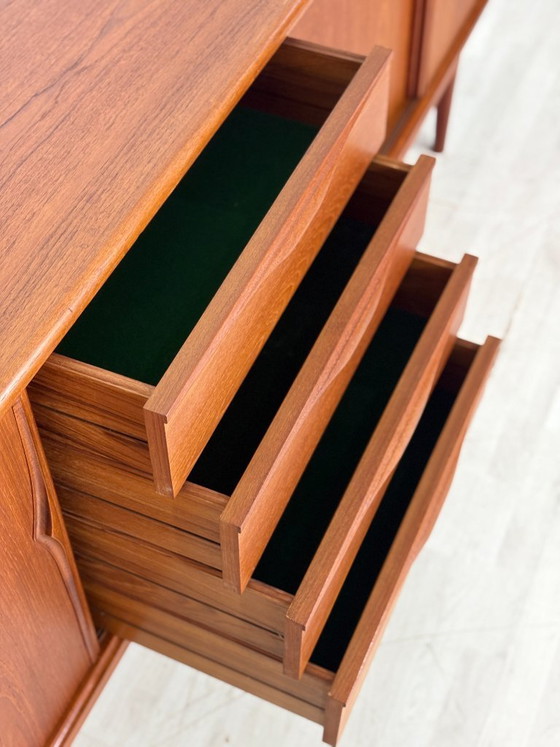 Image 1 of Prachtig teakhouten dressoir uit het midden van de eeuw van Heinrich Riestenpatt – RT Möbel model RT272