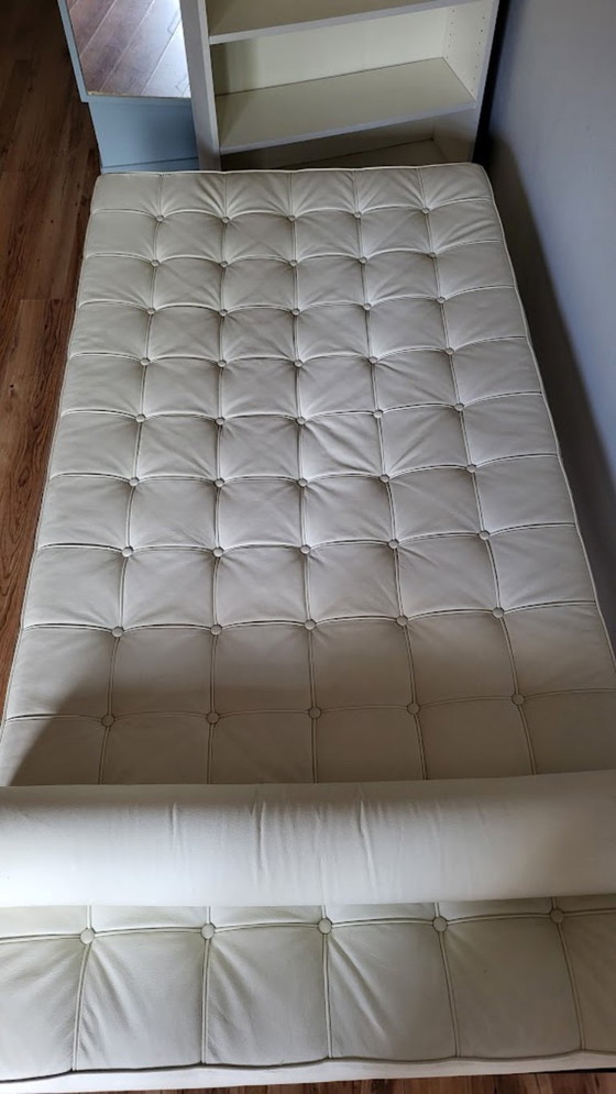 Lettino da giorno - Barcelona di Knoll Style. – Letti da giorno, Leather (photo 4 of 7)