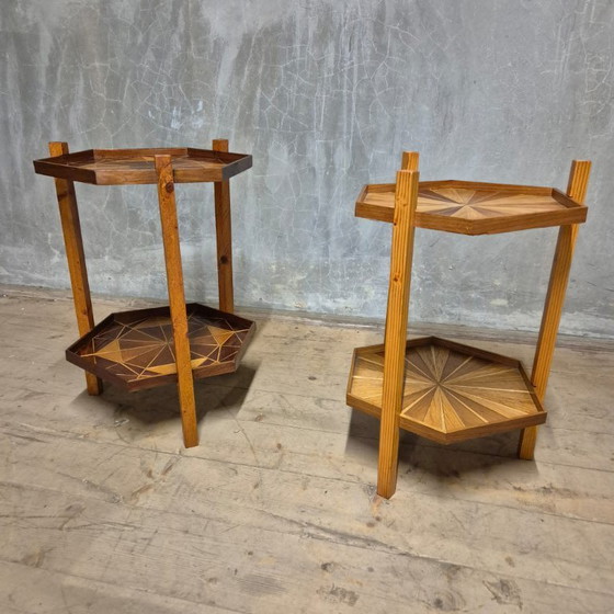 Image 1 of Marqueterie met twee verdiepingen uit het midden van de vorige eeuw, Tsjecho-Slowakije, jaren 60-70