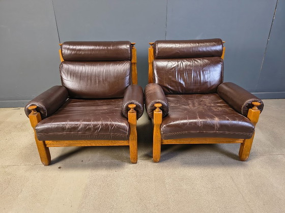 Image 1 of Poltrone vintage rustiche in pelle marrone e rovere, anni '60 - set di 2