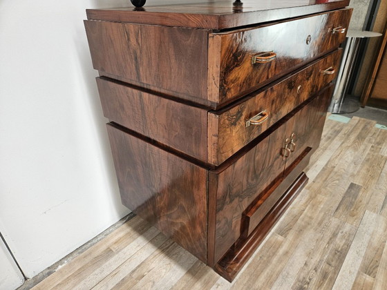 Image 1 of 1940s Art Decò sideboard in walnut burl with mirror