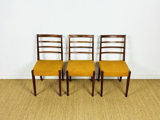 Image 1 of Set di 3 sedie da pranzo scandinave in teak e velluto a coste, 1960