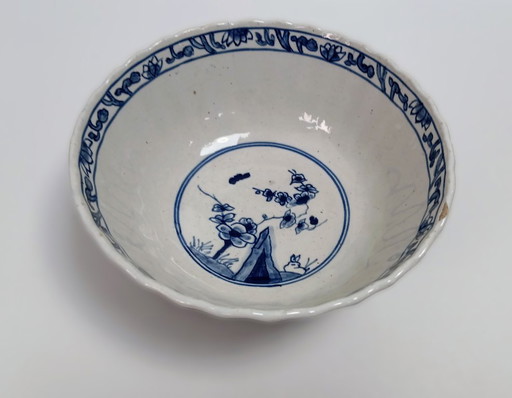 Antique bowl Tichelaar brothers from Makkum