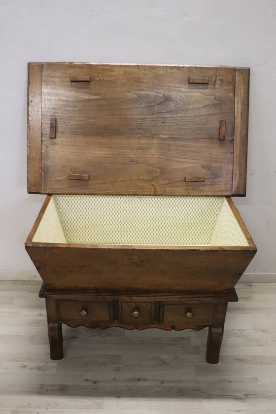 Image 1 of Armario antiguo en madera de álamo, Italia Siglo XIX RESTAURADO