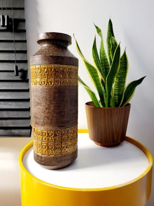 Bitossi vase, brown glazed ceramic, Riminini decor, Aldo Iondi, 1960s in Italy