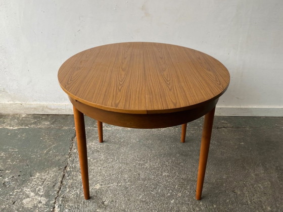 Image 1 of Mid-Century Modern eettafel en stoelenset uit de jaren 60 van Schreiber Furniture