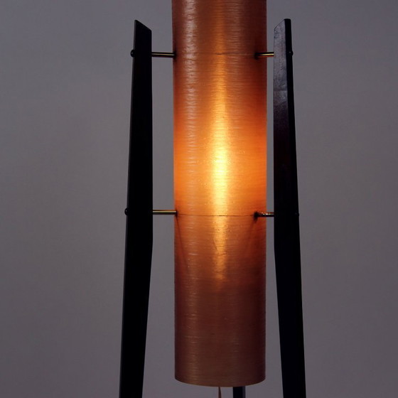Image 1 of Lampada a razzo spaziale indipendente in fibra di vetro rosa, Cecoslovacchia, anni '60