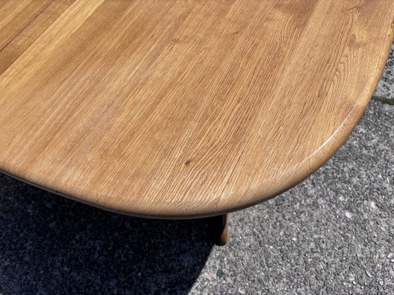 Image 1 of Vintage oak dining table extendable solid
