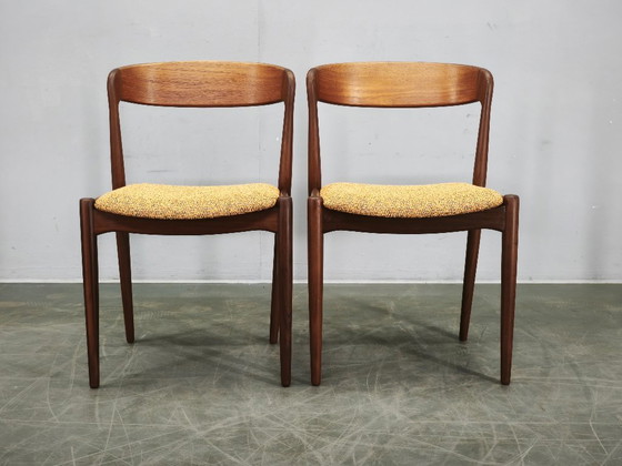 Set of 4 Danish Modern Teak Dining Chairs, Newly Upholstered, 1960s, Wood, Textile, Brown (photo 11 of 13)