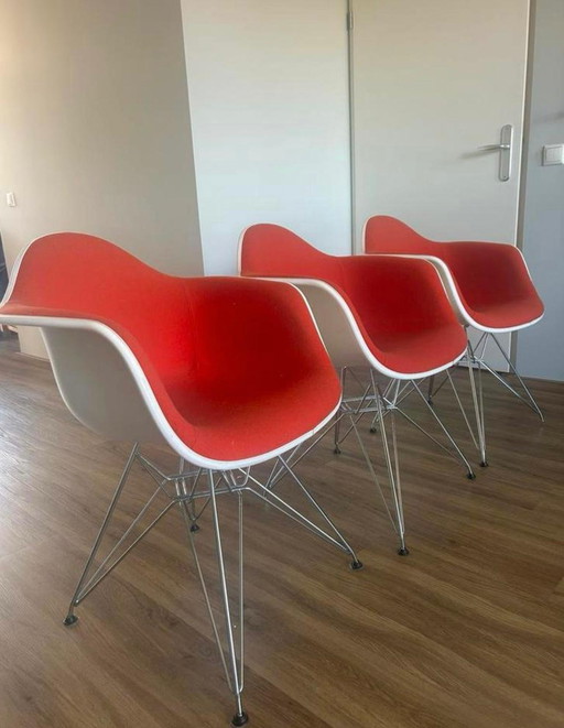 Vitra Eames Plastic Armchair Chairs (3x)