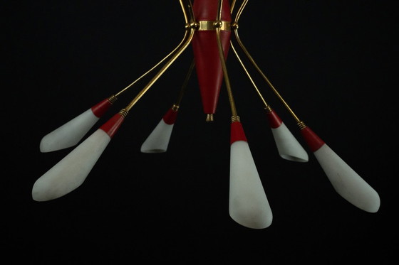 Image 1 of Araña de 12 luces de mediados de siglo a la manera de Stilnovo. Italia años 50