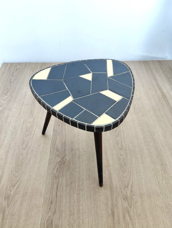 Image 1 of Tavolino anni Cinquanta con piano in ceramica