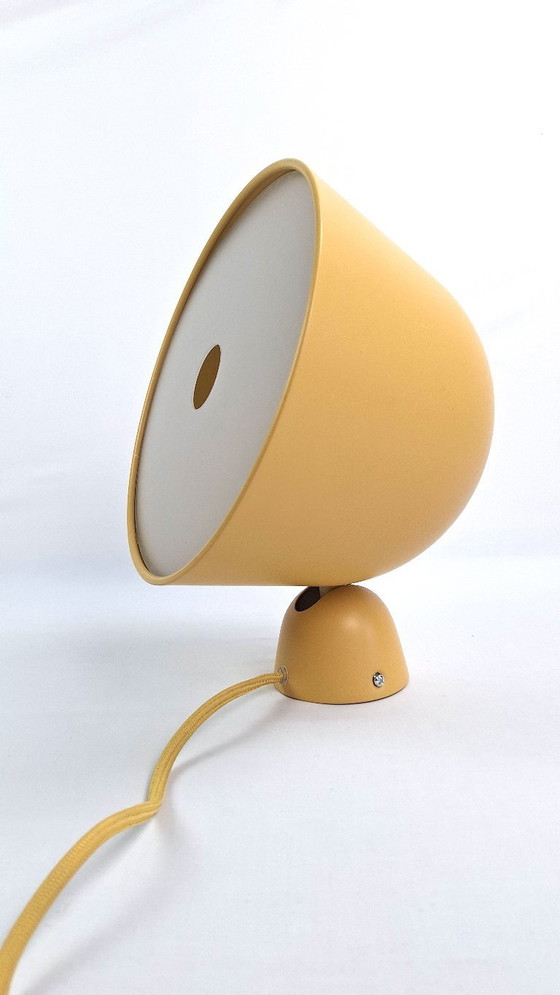 Image 1 of Paar vintage mosterdgele wandlampen