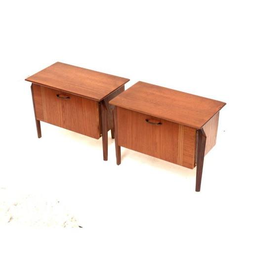 2x Vintage bedside table by Louis van Teeffelen for Wébé from the 1960s.