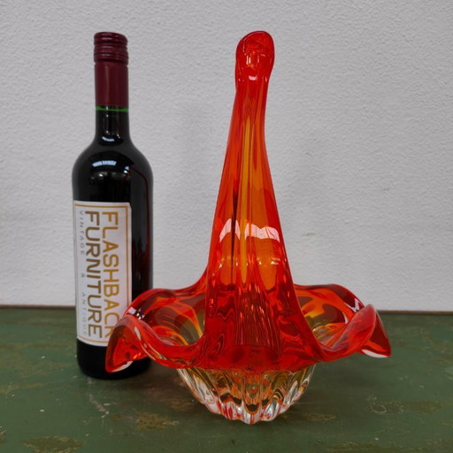 Cestino vintage in vetro arancione in stile Murano. Vetro