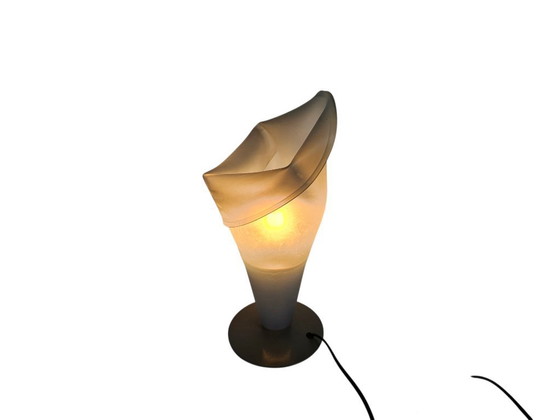 Image 1 of Dutch design - 'Amazing vase' - attr. designer Johan Bakermans - rubber - roll-up vase lamp - 90s