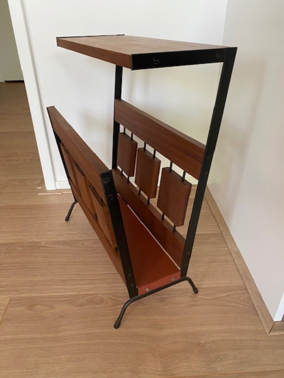 Image 1 of Scandinavisch design jaren 60 lectuurmand / bijzettafel teak