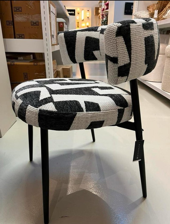 Image 1 of Melchior dining room table Eichholtz