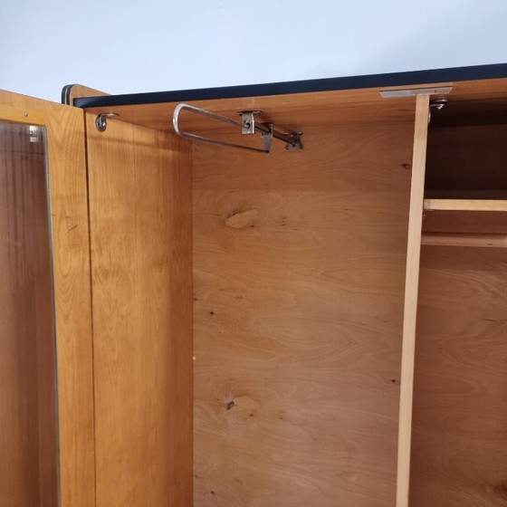 Image 1 of Vintage walnoten garderobekast, 1970