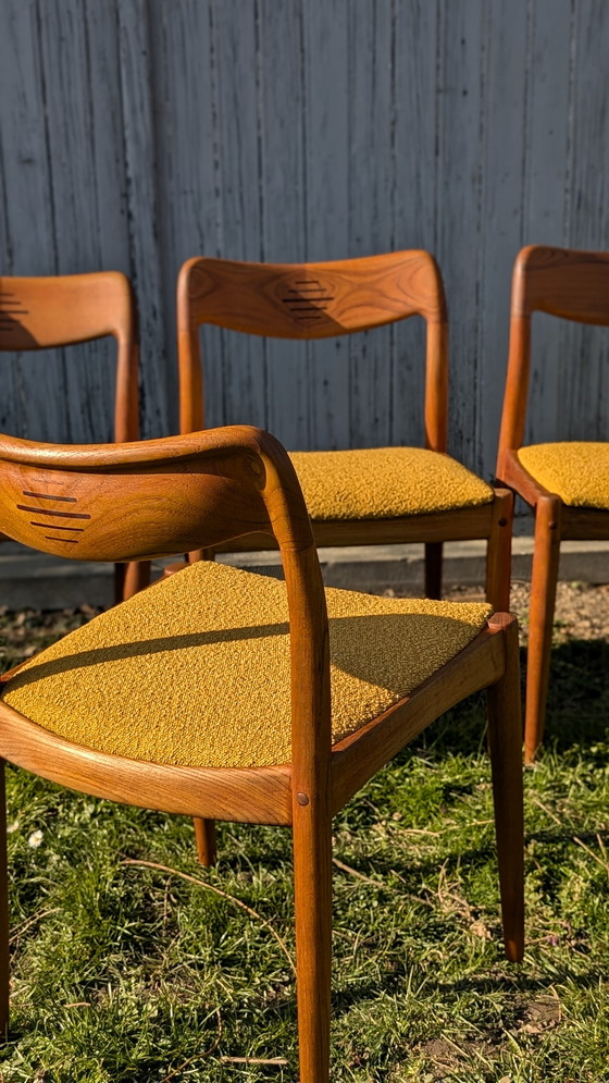 Image 1 of Johannes Andersen - Set of 4 Danish Teak Vintage Chairs - Produced by Uldum Møbelfabrik