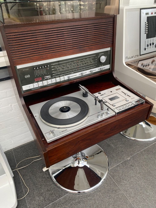 Space age Rosita Commander stereo system