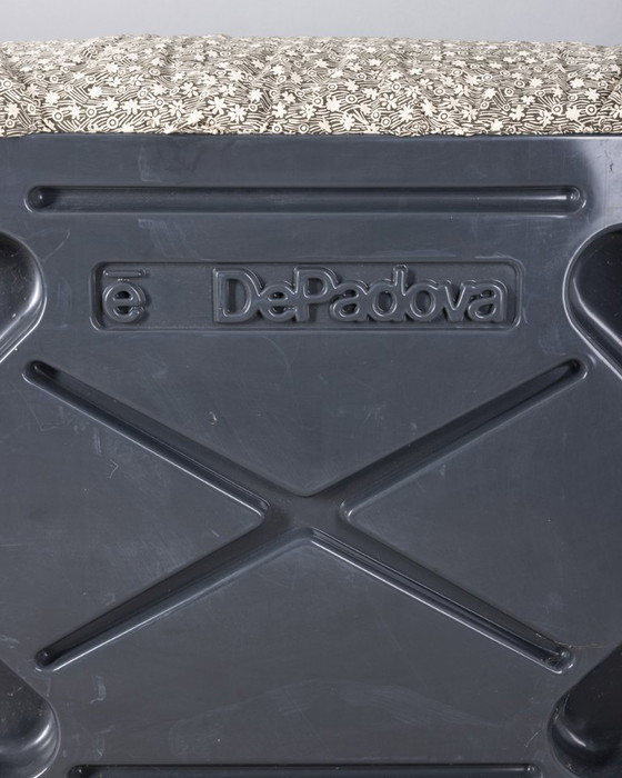 Image 1 of Vintage 70s sofa mod. "Davis" design by Vico Magistretti for De Padova