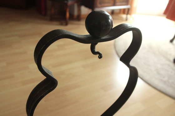 Image 1 of Posacenere da terra in ferro battuto di metà secolo - fatto a mano - vintage - supporto per fumatori fatto a mano