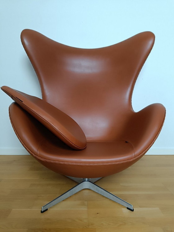 Image 1 of Arne Jacobsen - Chaise Egg - Arne Jacobsen - Chaise longue