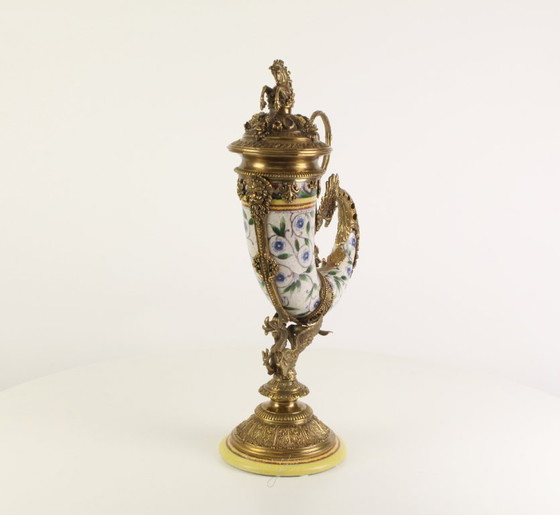 Image 1 of CUERNO CORNUCOPIA DE PORCELANA MONTADO EN BRONCE