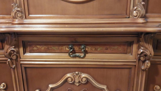 Image 1 of Armario de pared victoriano italiano de nogal