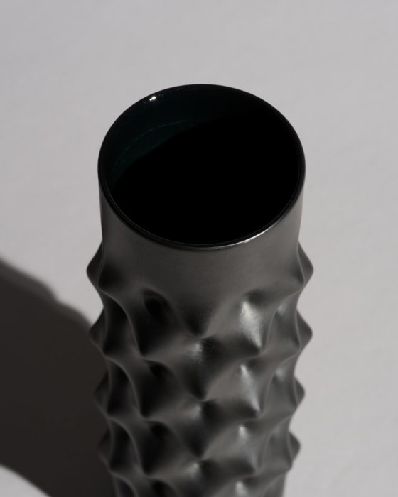 Image 1 of Dieter Mankau & Christa Häusler-Goltz Porcelaine Noire Bisque Porcelain Vase Duo
