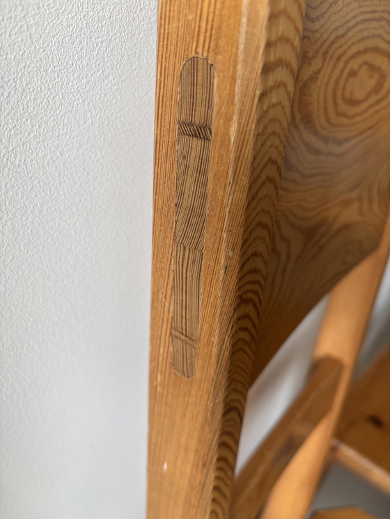 Image 1 of SET OF 4 BRUTALIST PINE HIGH-BACK DINING CHAIRS BY ROLAND WILHELMSSON FOR KARL ANDERSSON & SÖNER, 1960S