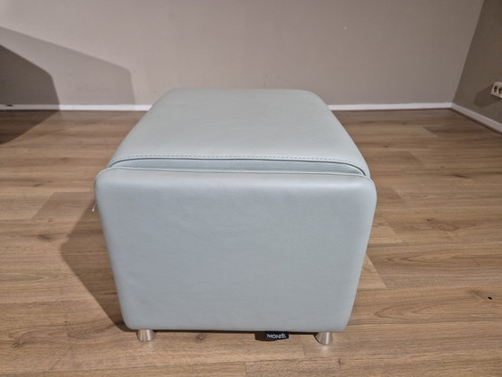 Image 1 of Ausstellungsraum - Montel Mondi Sessel + Hocker - Mint - Leder