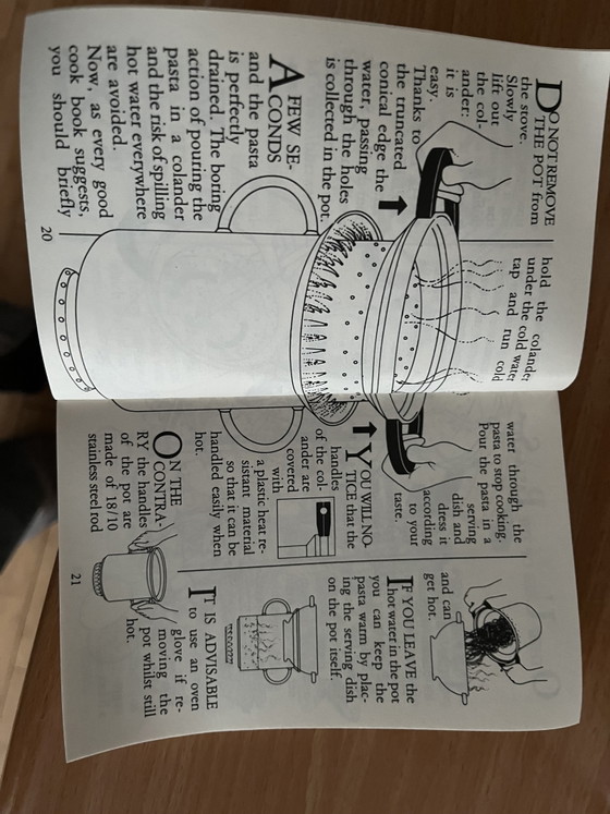 Marmite à pâtes Alessi avec passoire intégrée – Accessoires de cuisine, Plastique, rvs (photo 9 of 9)