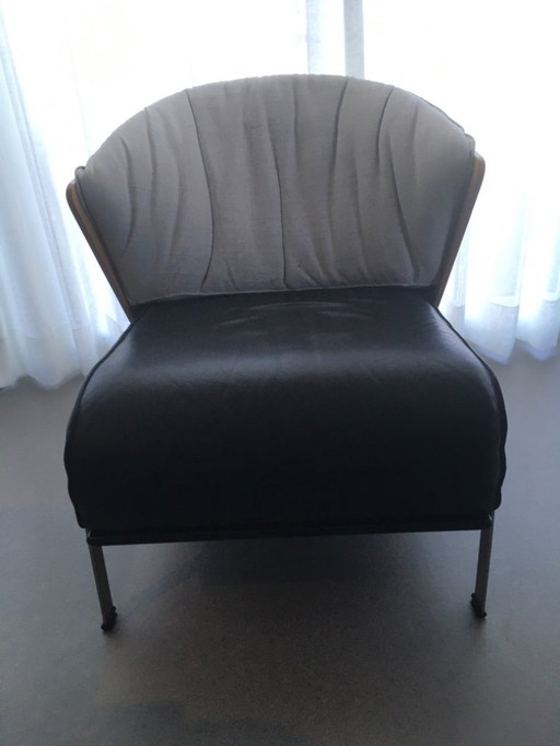 1 x Cappellini armchair